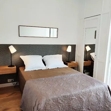 Lovely Nest Right In The Centre With Balcony Close To Beaches And Old Town