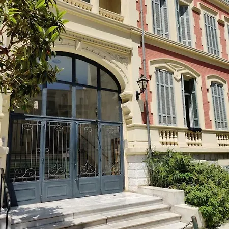 شقة Lovely Nest Right In The Centre With Balcony Close To Beaches And Old Town *